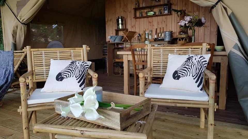 Hotel Glamping Des 2 Marguerites Bazoches-au-Houlme Exteriér fotografie